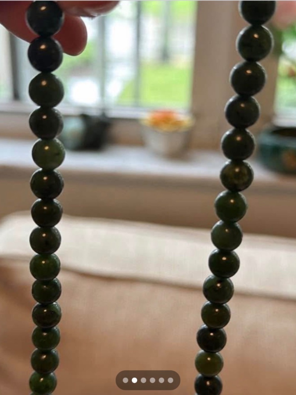 Vintage Apple green Jade stone beads necklace